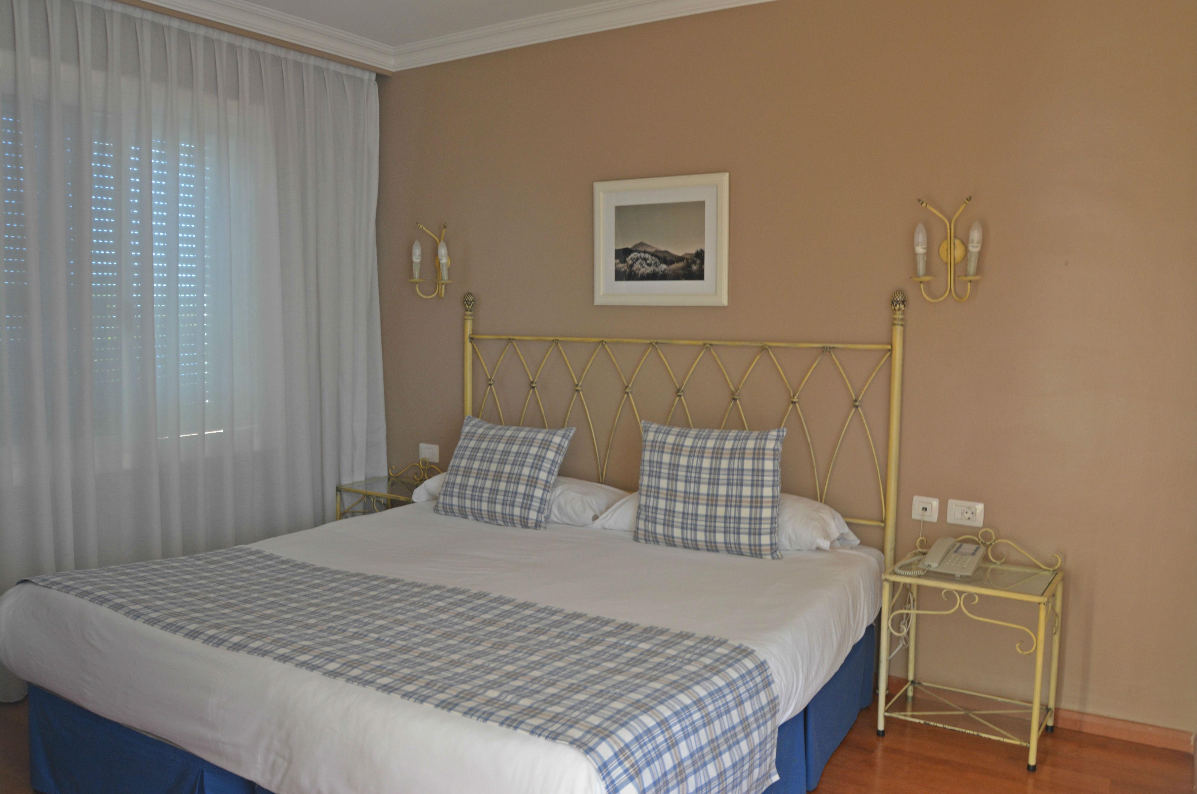 Hotel Spa La Quinta Park Suites 圣乌尔苏拉 外观 照片